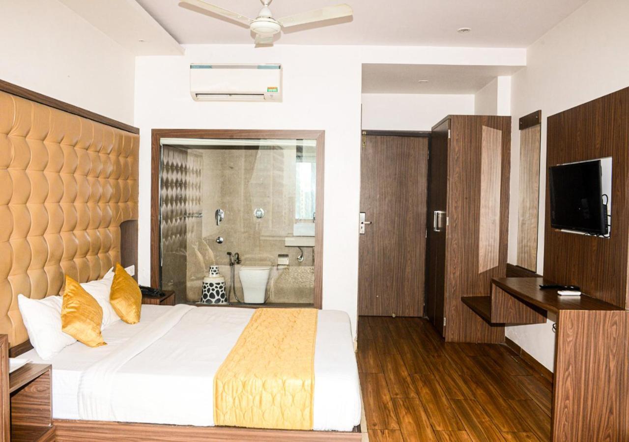 Hotel Bkc Inn - Near Trade Center, Visa Consulate มุมไบ ภายนอก รูปภาพ