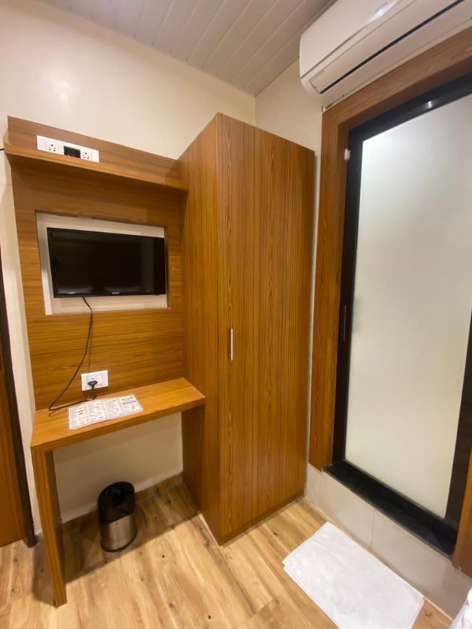 Hotel Bkc Inn - Near Trade Center, Visa Consulate มุมไบ ภายนอก รูปภาพ