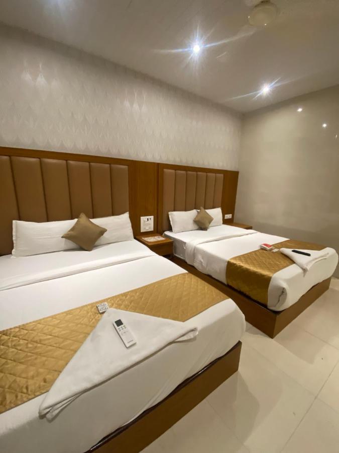 Hotel Bkc Inn - Near Trade Center, Visa Consulate มุมไบ ภายนอก รูปภาพ
