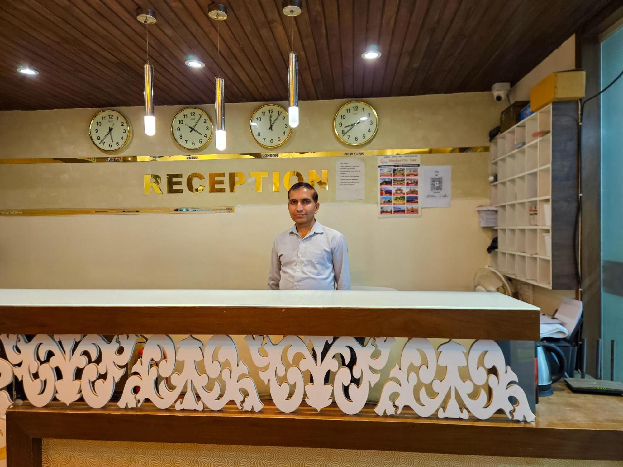 Hotel Bkc Inn - Near Trade Center, Visa Consulate มุมไบ ภายนอก รูปภาพ