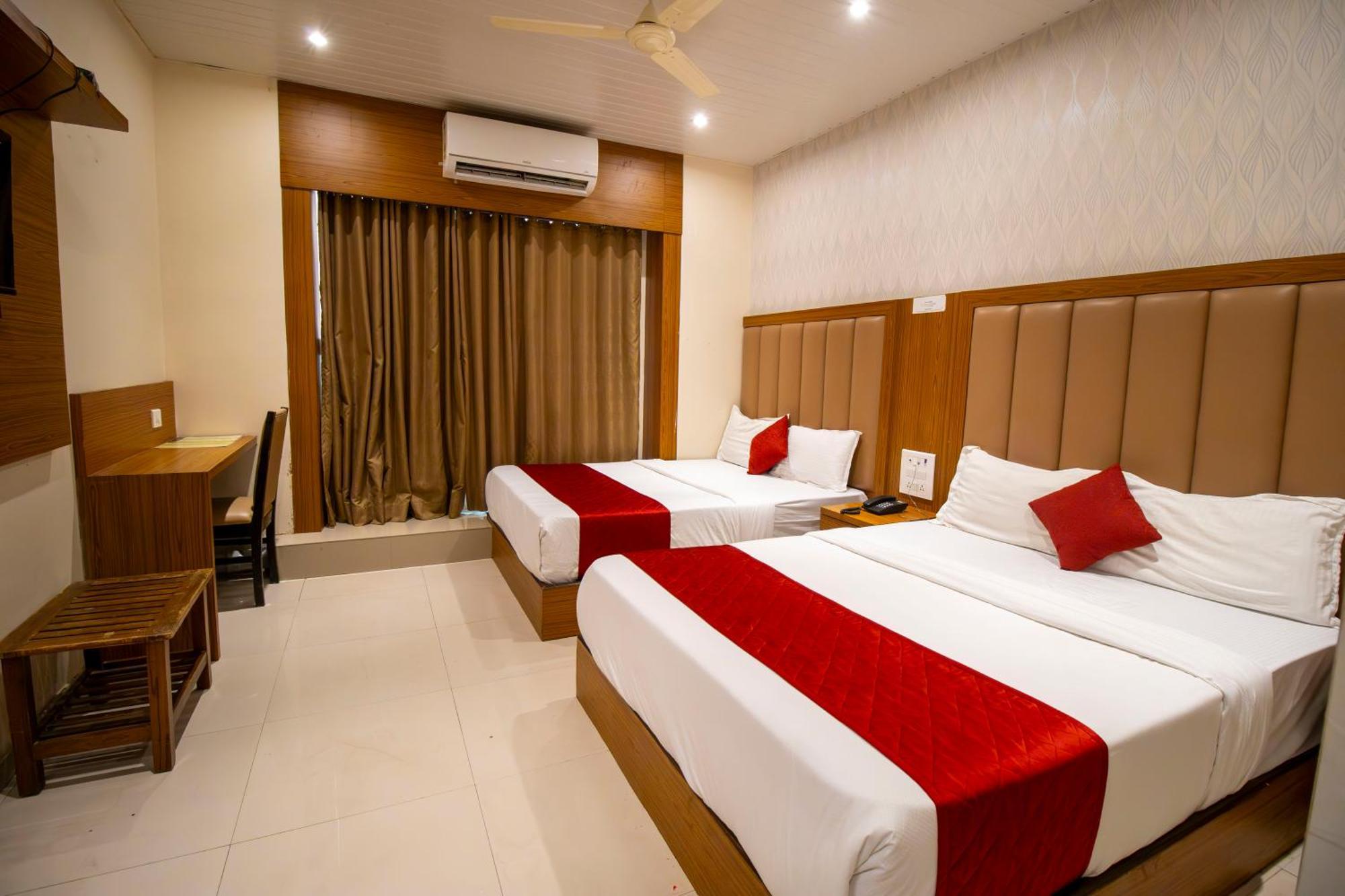 Hotel Bkc Inn - Near Trade Center, Visa Consulate มุมไบ ภายนอก รูปภาพ